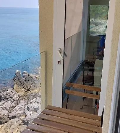 Franco's Lägenhet Cefalù